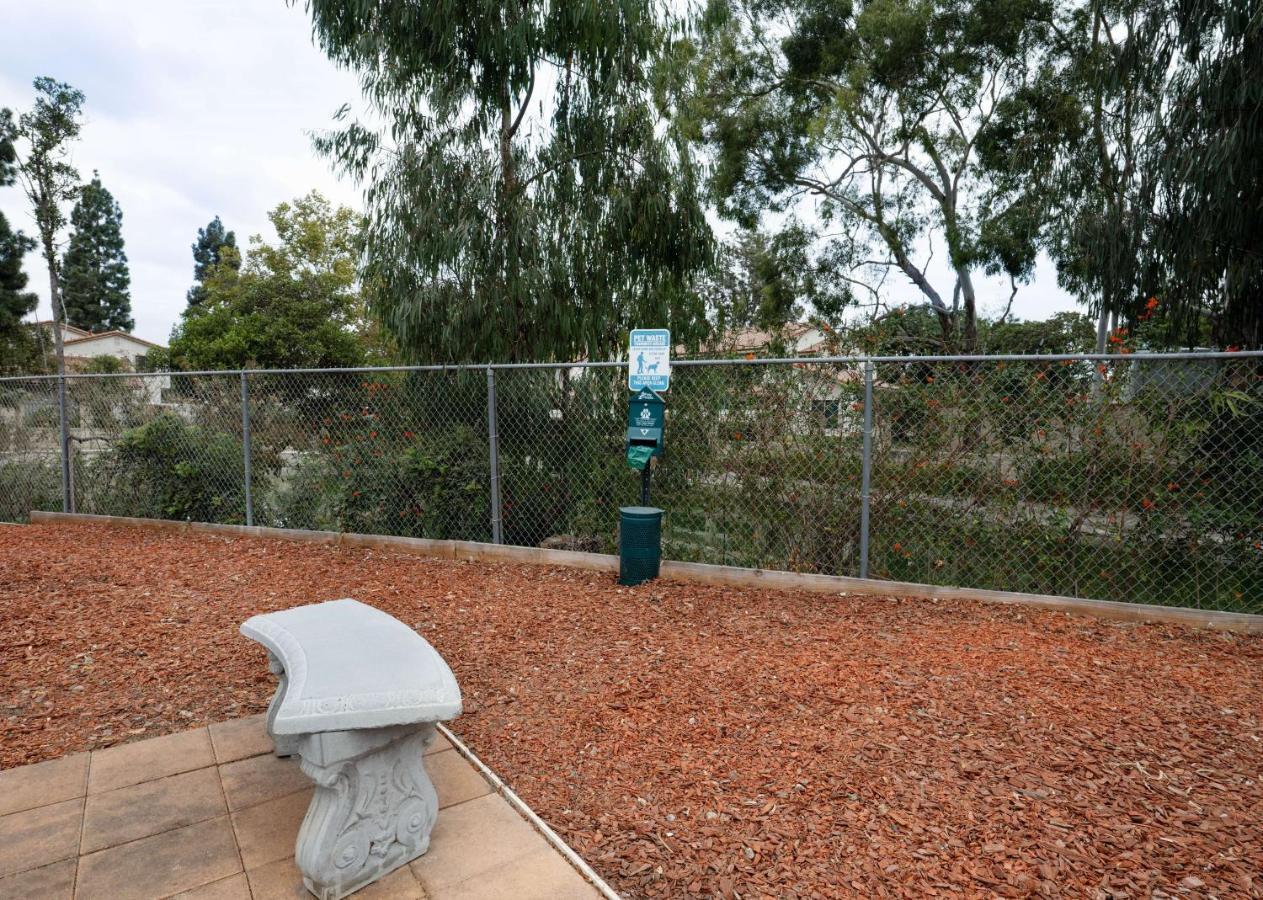 Hotel 6-camarillo, Ca 2*